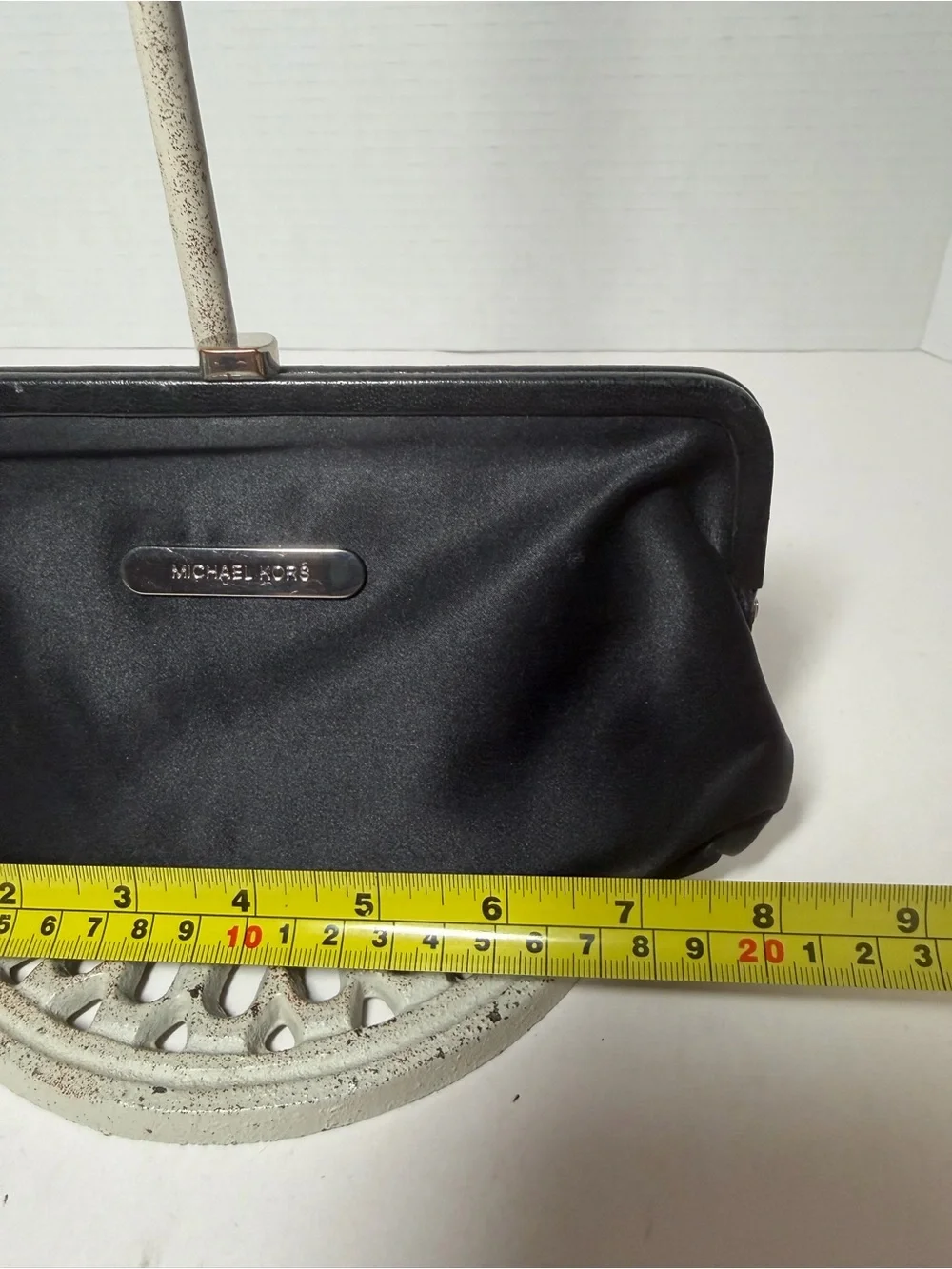 Michael Kors Satin Frame Cosmetic Clutch/wallet